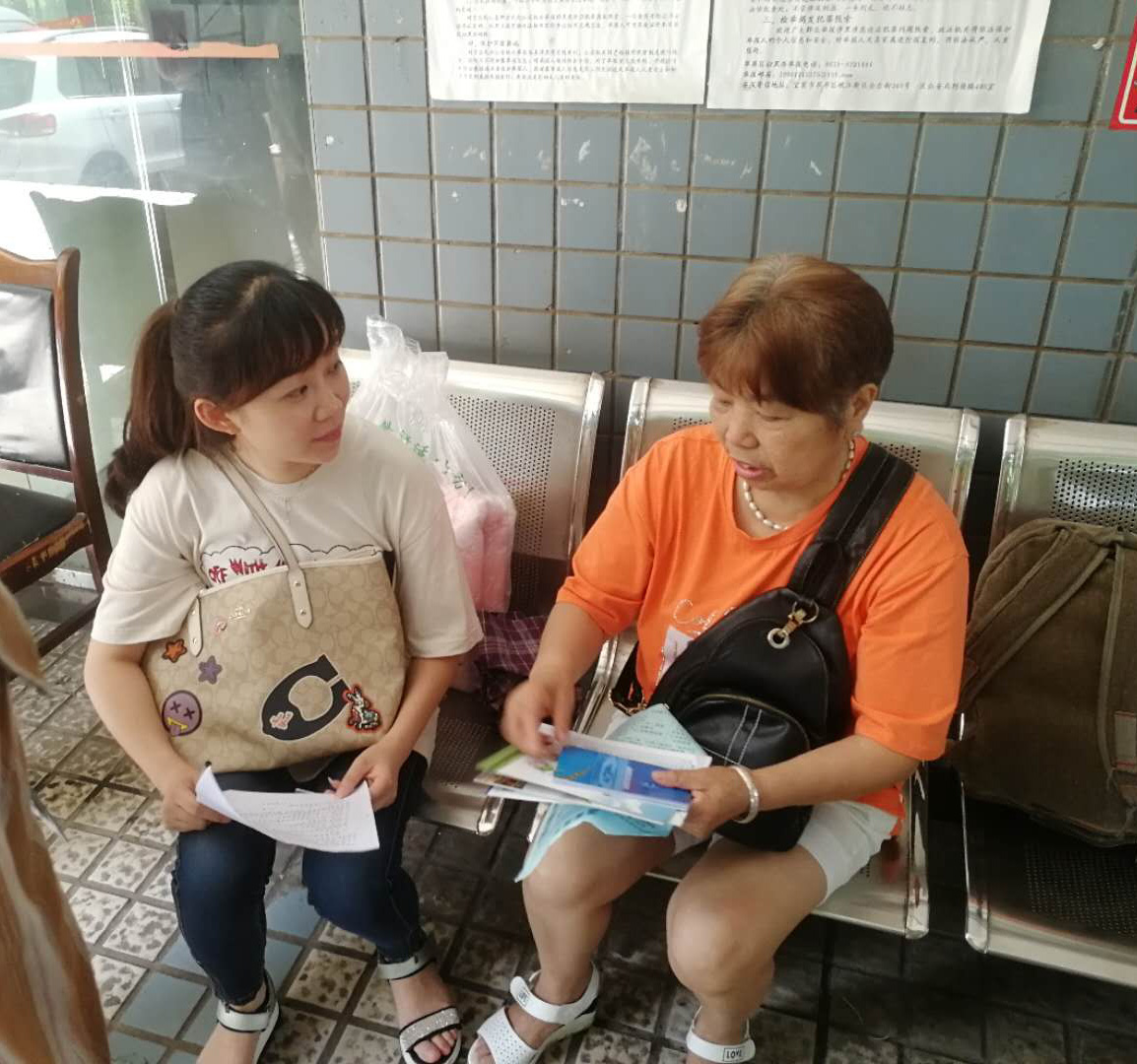 集團(tuán)公司創(chuàng)文“包?！边M(jìn)社區(qū)