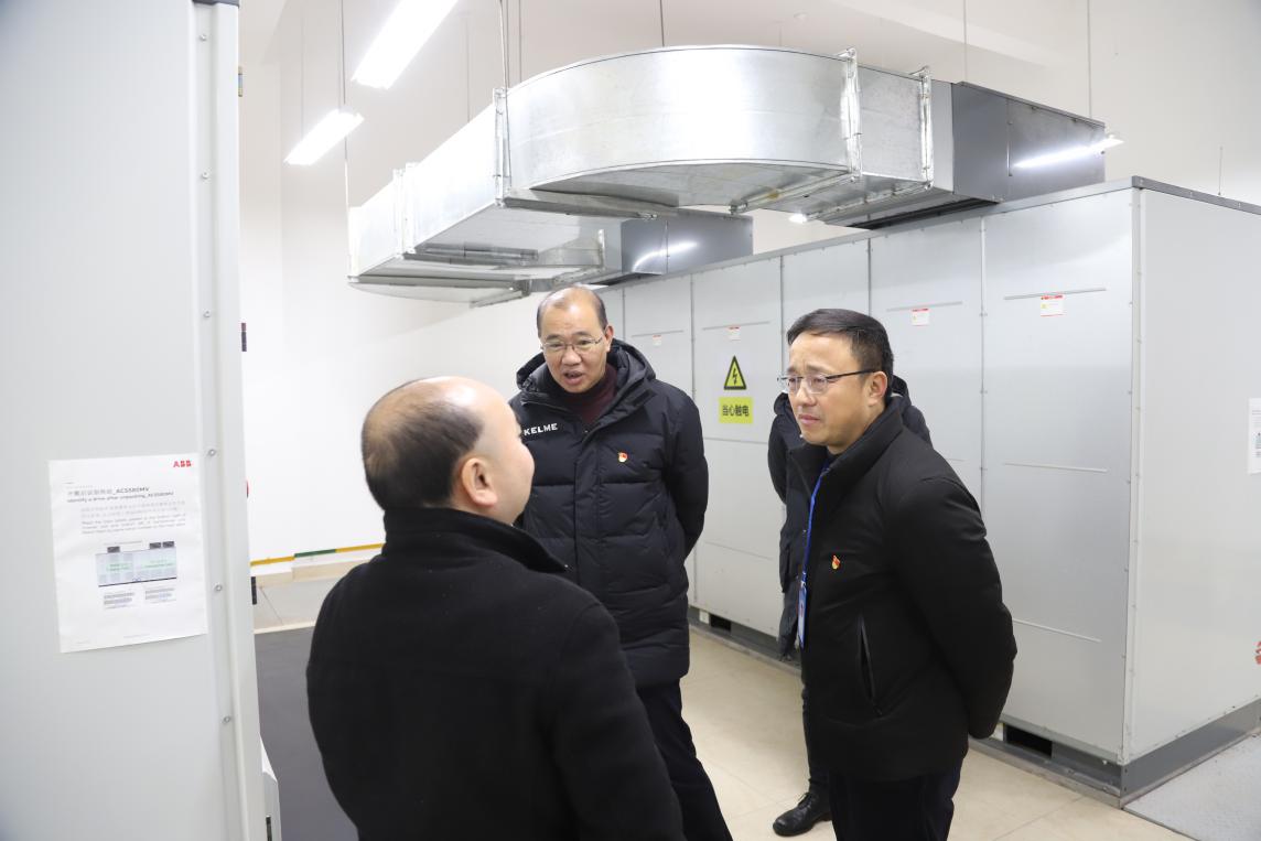 集團(tuán)公司黨委書(shū)記、董事長(zhǎng)周燕賓率隊(duì)督查水廠安全生產(chǎn)工作