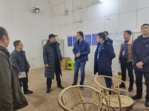 市國資委領(lǐng)導(dǎo)到清源水務(wù)集團慰問優(yōu)秀人才、困難黨員并開展節(jié)前安全檢查