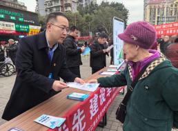 《榜樣在身邊》系列報道——優(yōu)秀黨務(wù)工作者①周偉：黨建領(lǐng)航 書寫供水新篇章