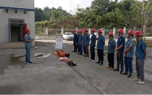 “以練促訓(xùn)，以訓(xùn)促安” 興文運營項目部開展有限空間作業(yè)應(yīng)急演練